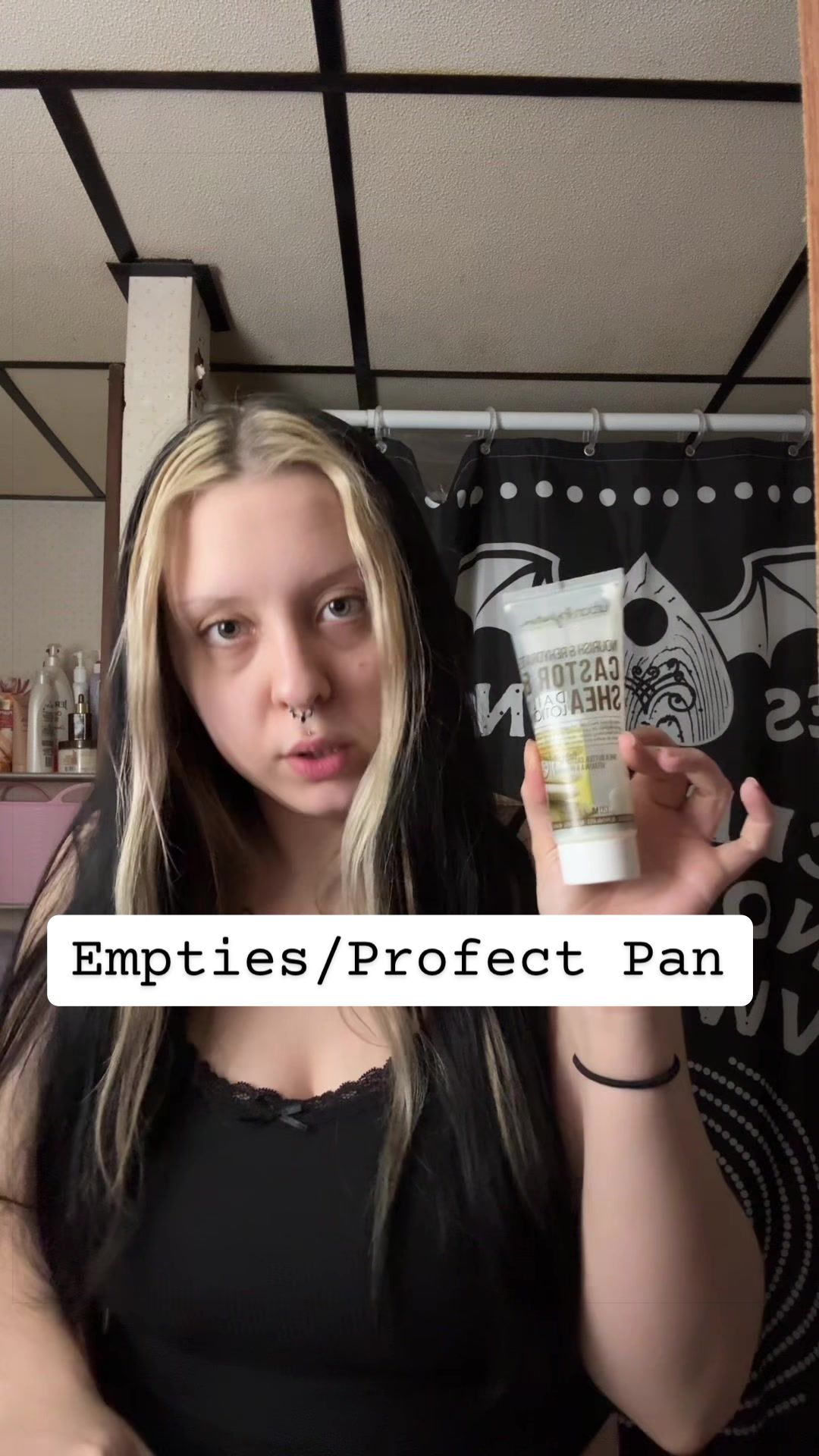 @Raegan Shae 🦇