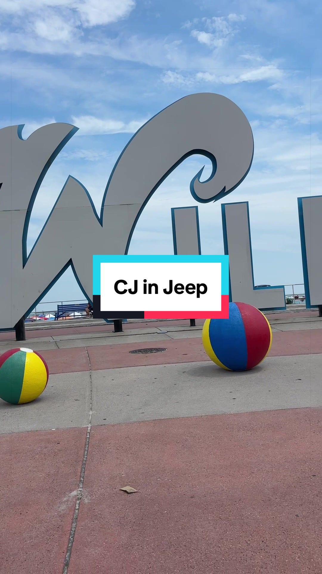 @The Jurassic World Jeep