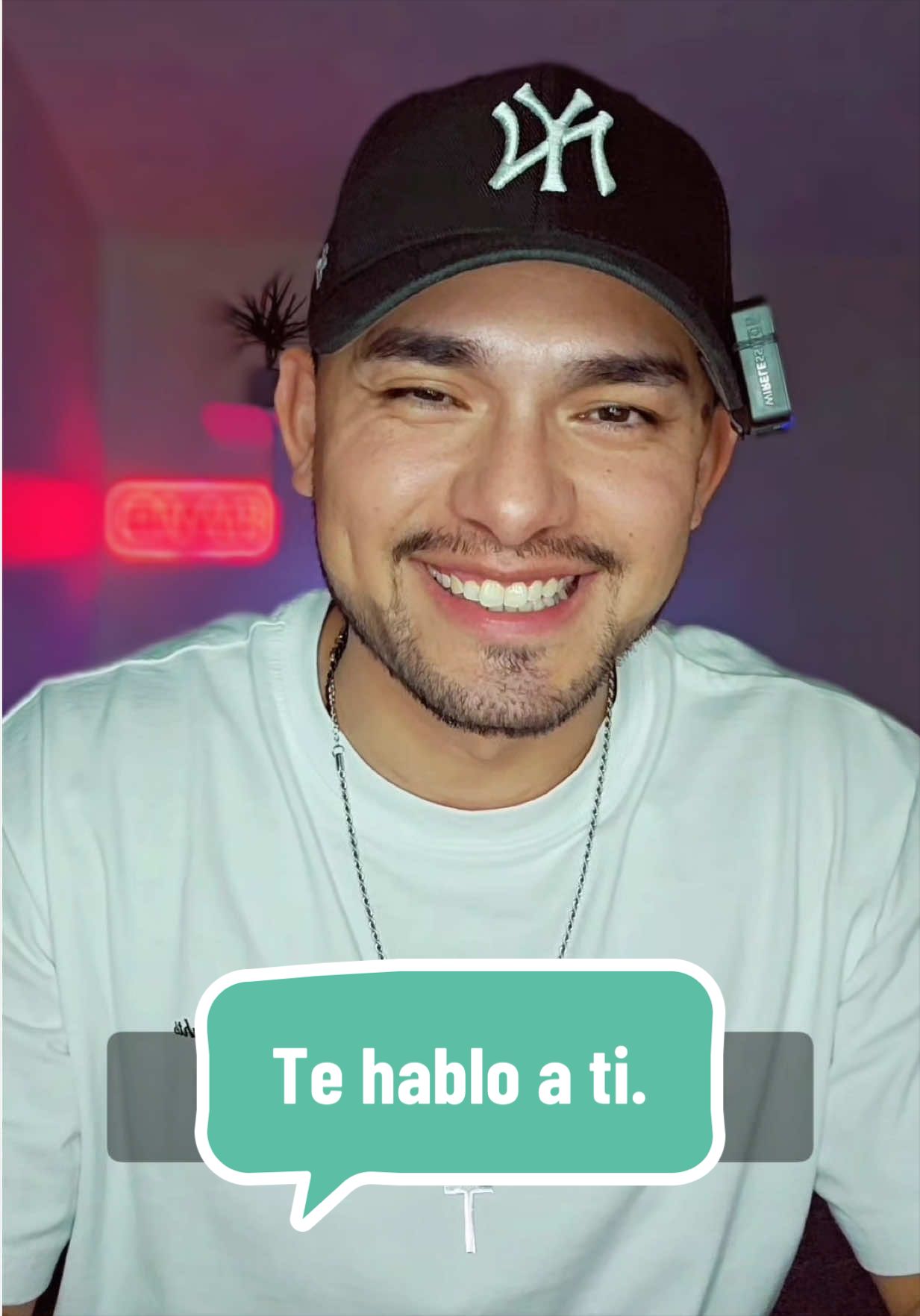 @Alex Uriostegui
