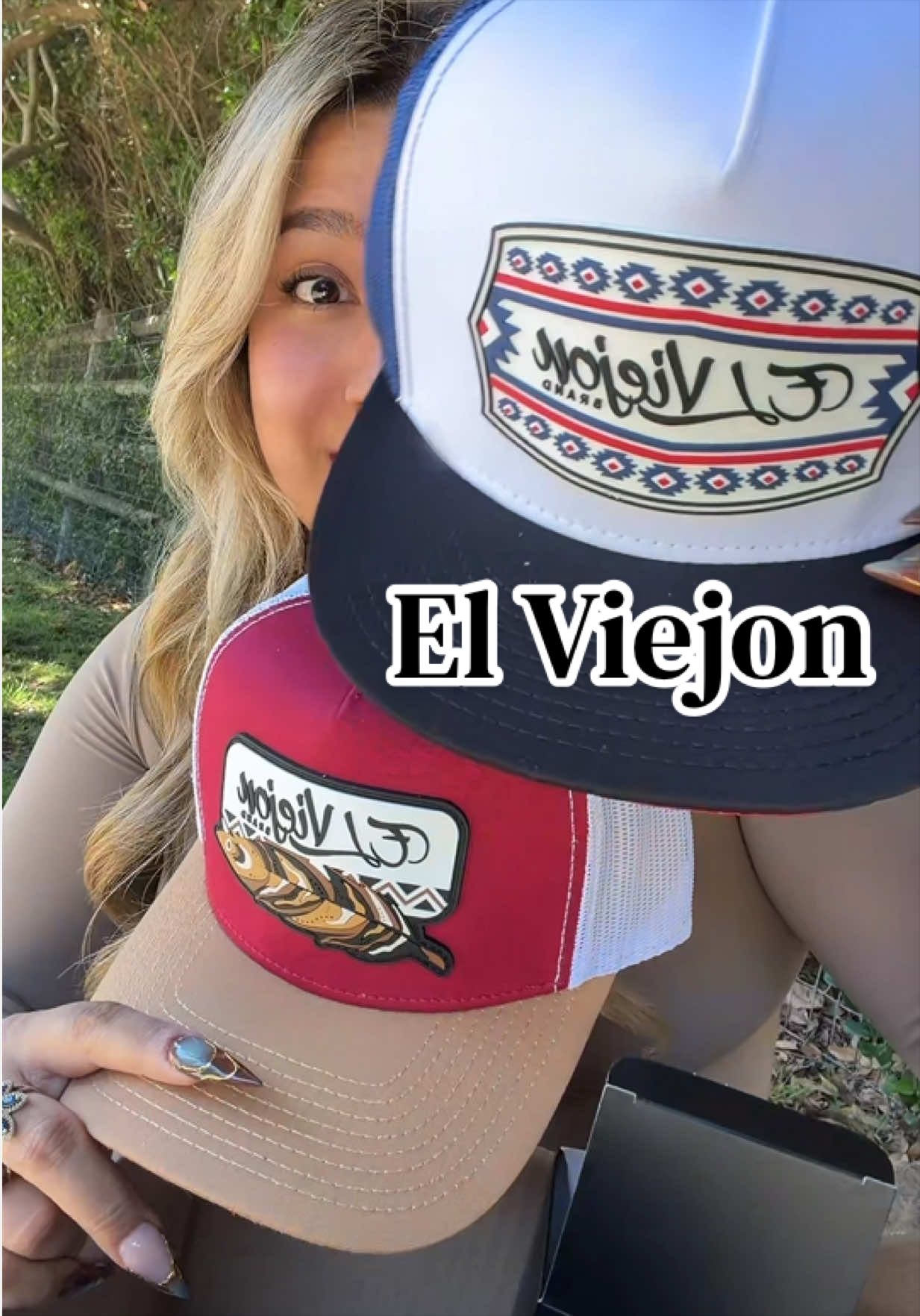 @lupithazzepeda