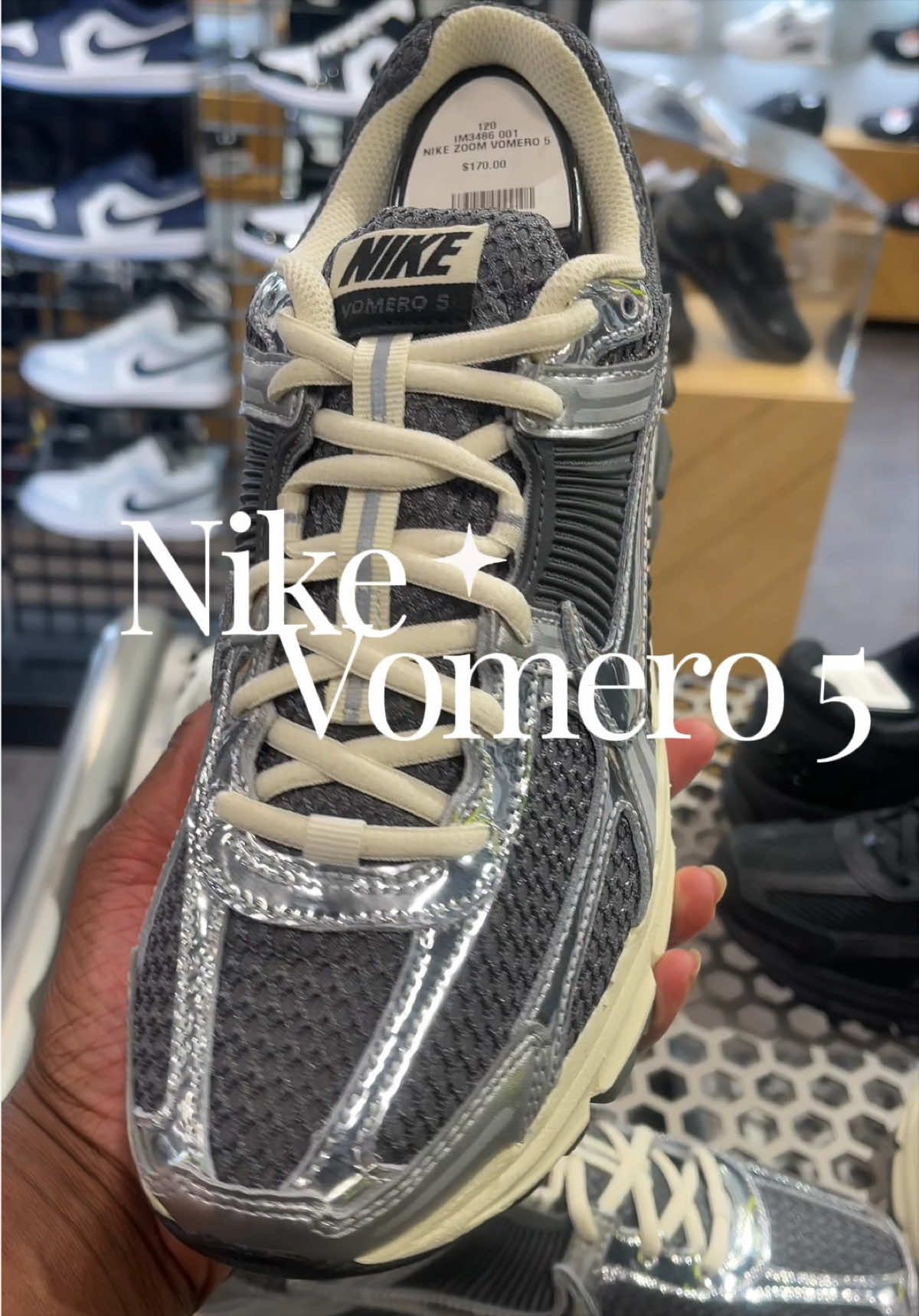 @Kelly | Your Sneaker Bestie