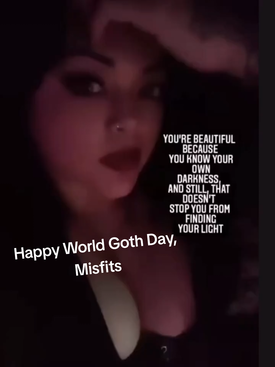 @🌙Mystic𝕸𝖎𝖘𝖋𝖎𝖙 𝕸𝖔𝖓𝖎