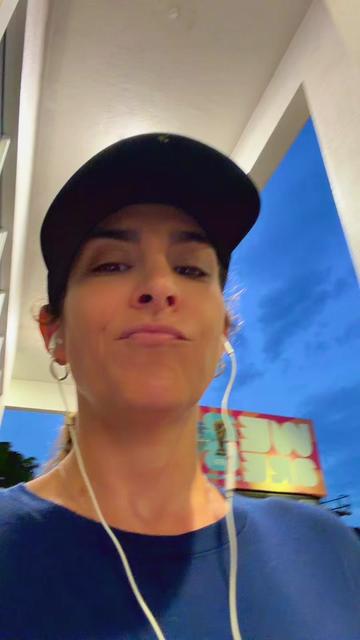 @ModernMrs Maisel