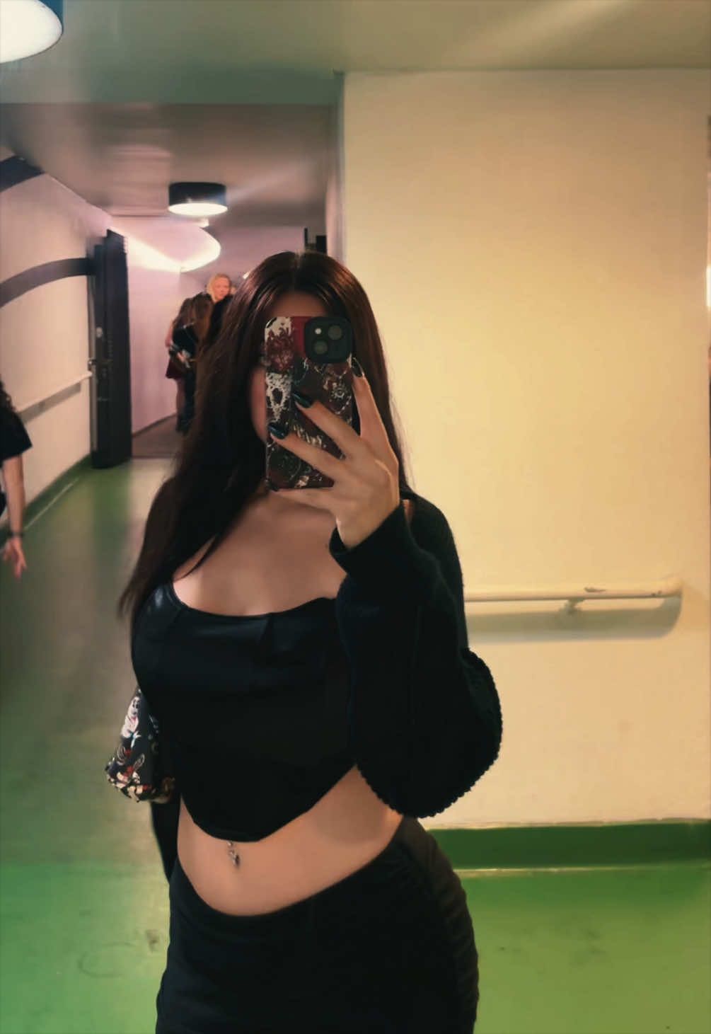 @e_zada🥀