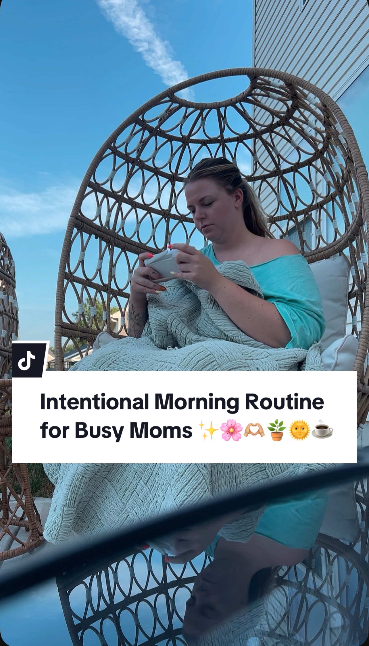 @mollie b. | the relatable mom