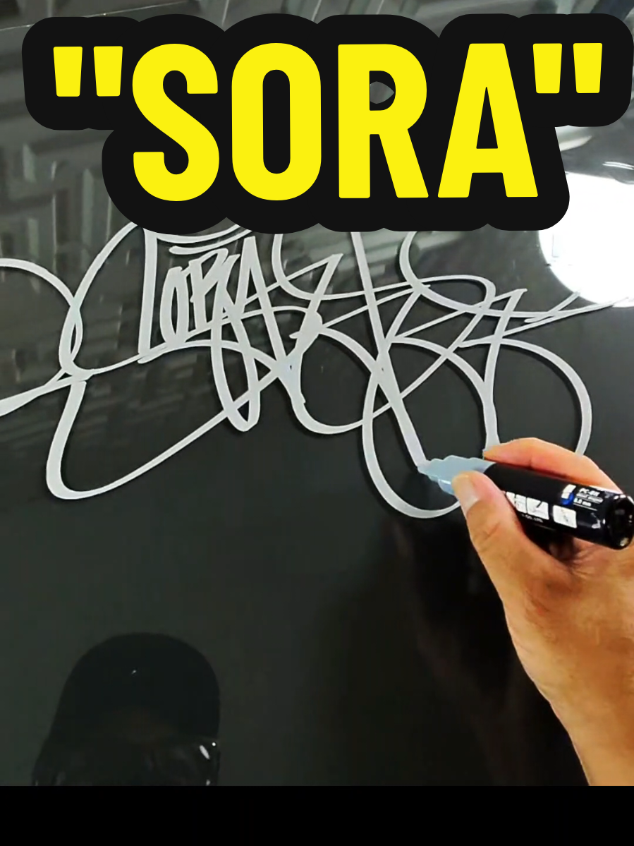 @"Nurse & graffiti name artist"