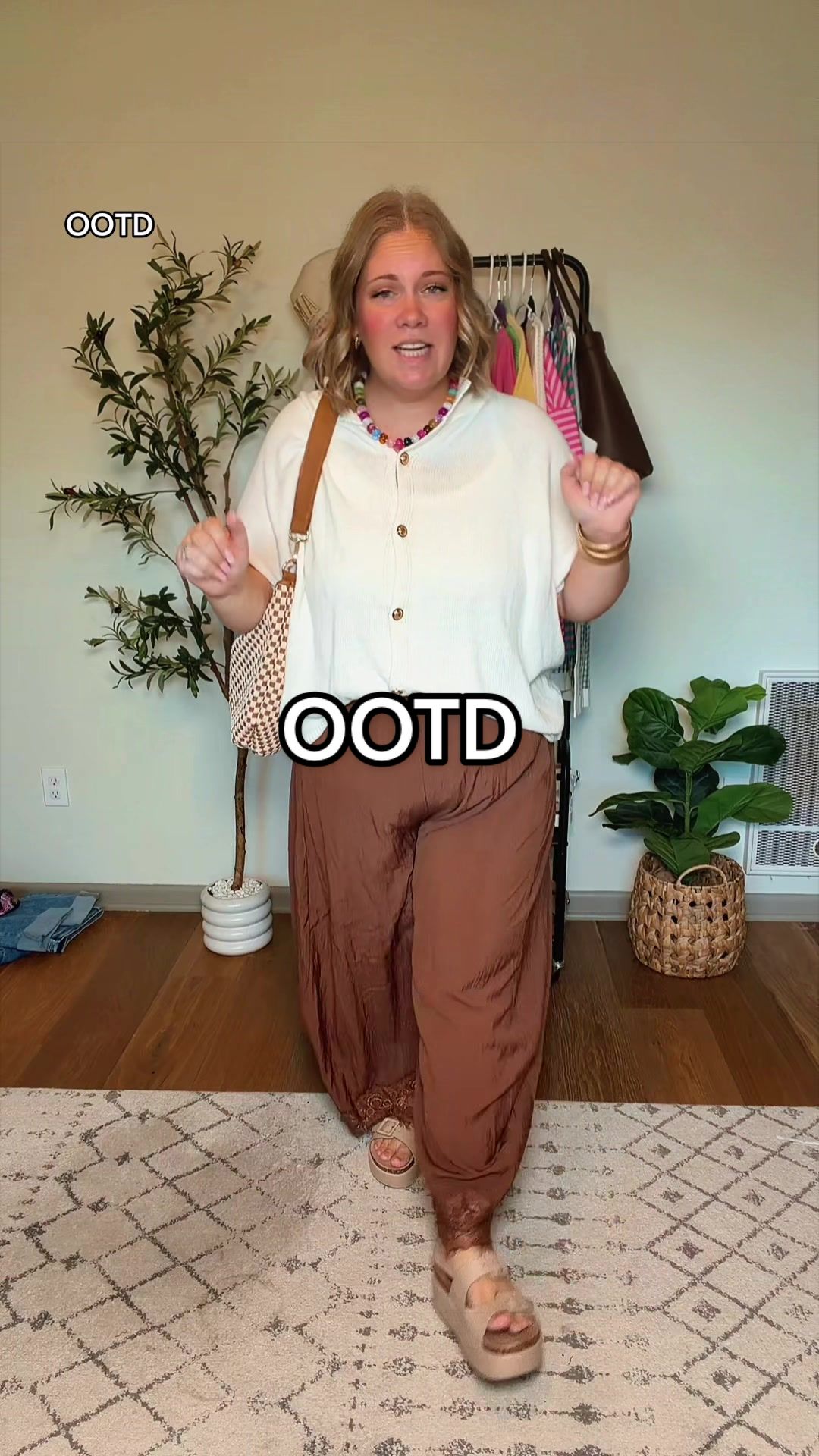 @Carlyn🩷🤟🏻 TTS Mom Fashion
