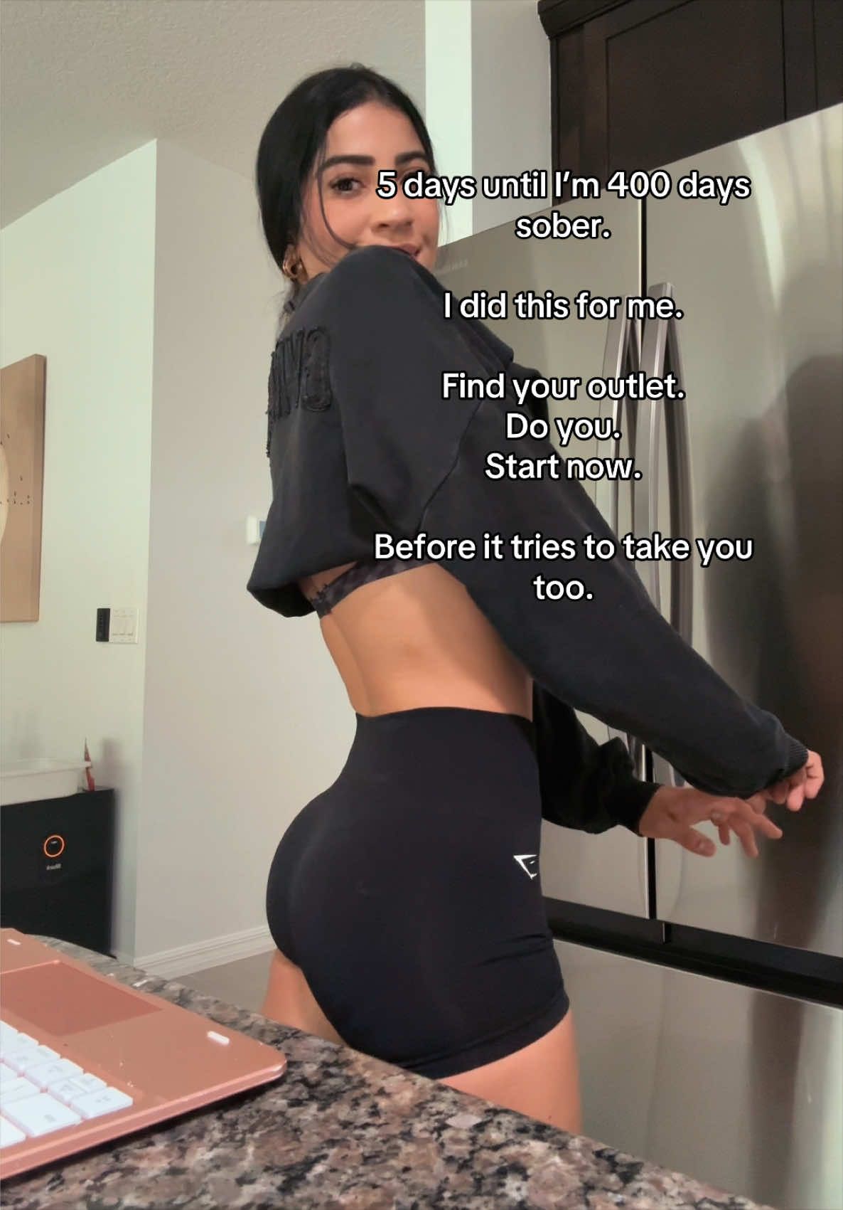 @Nikki | SOBER GYM RAT 🎧ྀི♪⋆.✮