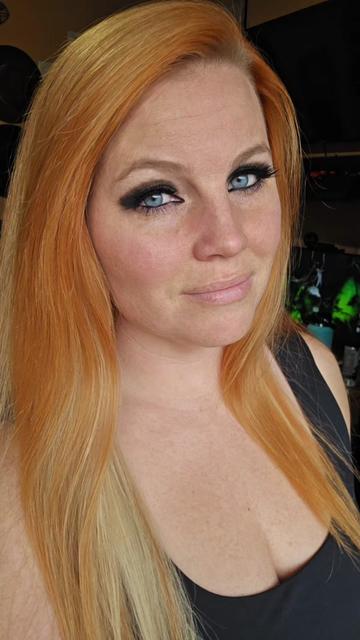 @Altfoxx