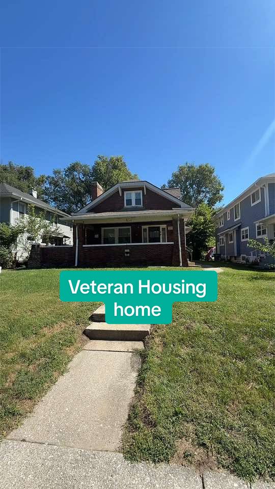 @FindALotToLove. Indy Realtor