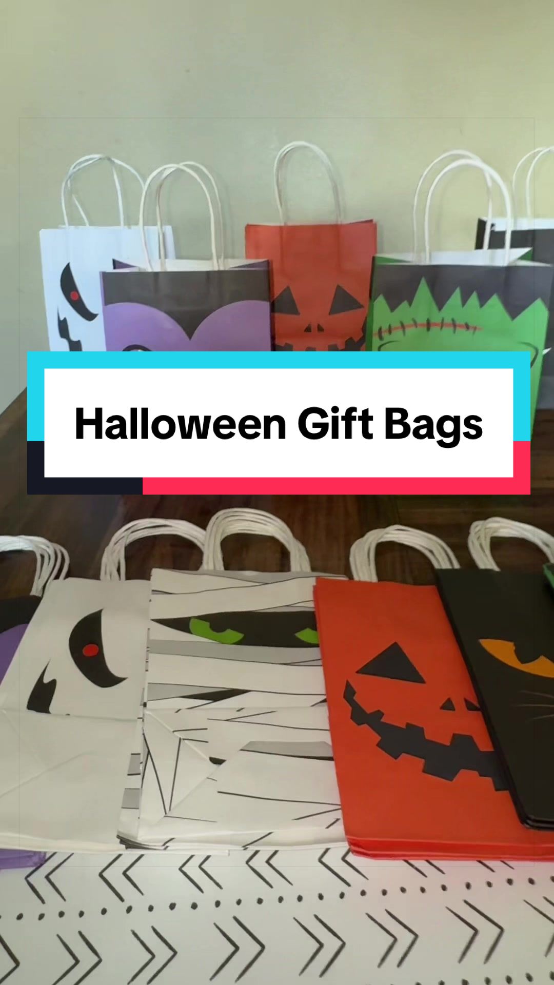 @Designer | TikTok Finds & Deal