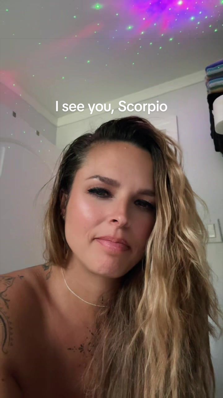 @🦋 _𝒞𝒽𝓇𝒾𝓈𝓈𝓎 𝑅𝑜𝓎_ 🦋