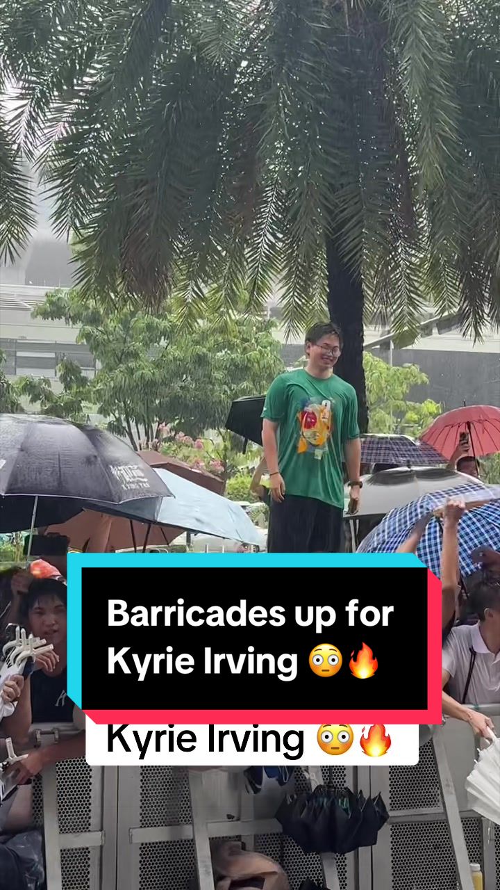 @B/R Kicks