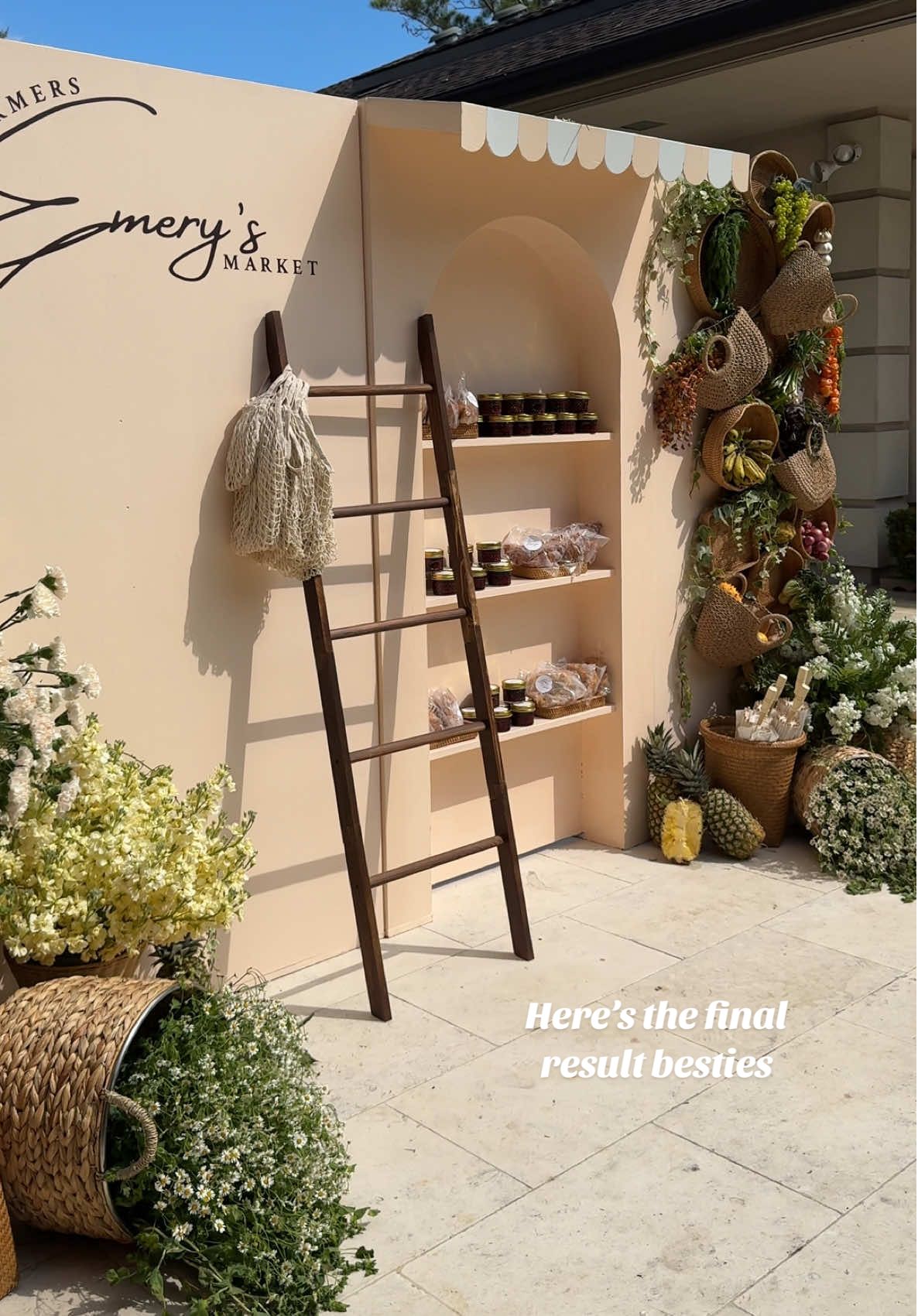 @HTX Floral & Event Designer