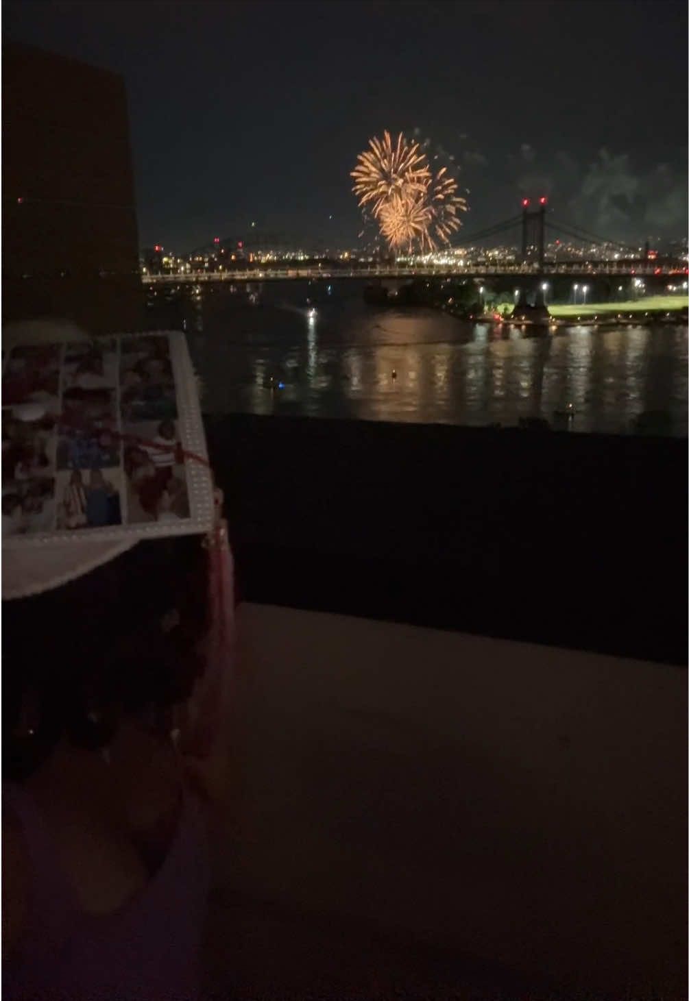 @𝐙𝐚𝐫𝐢 💫