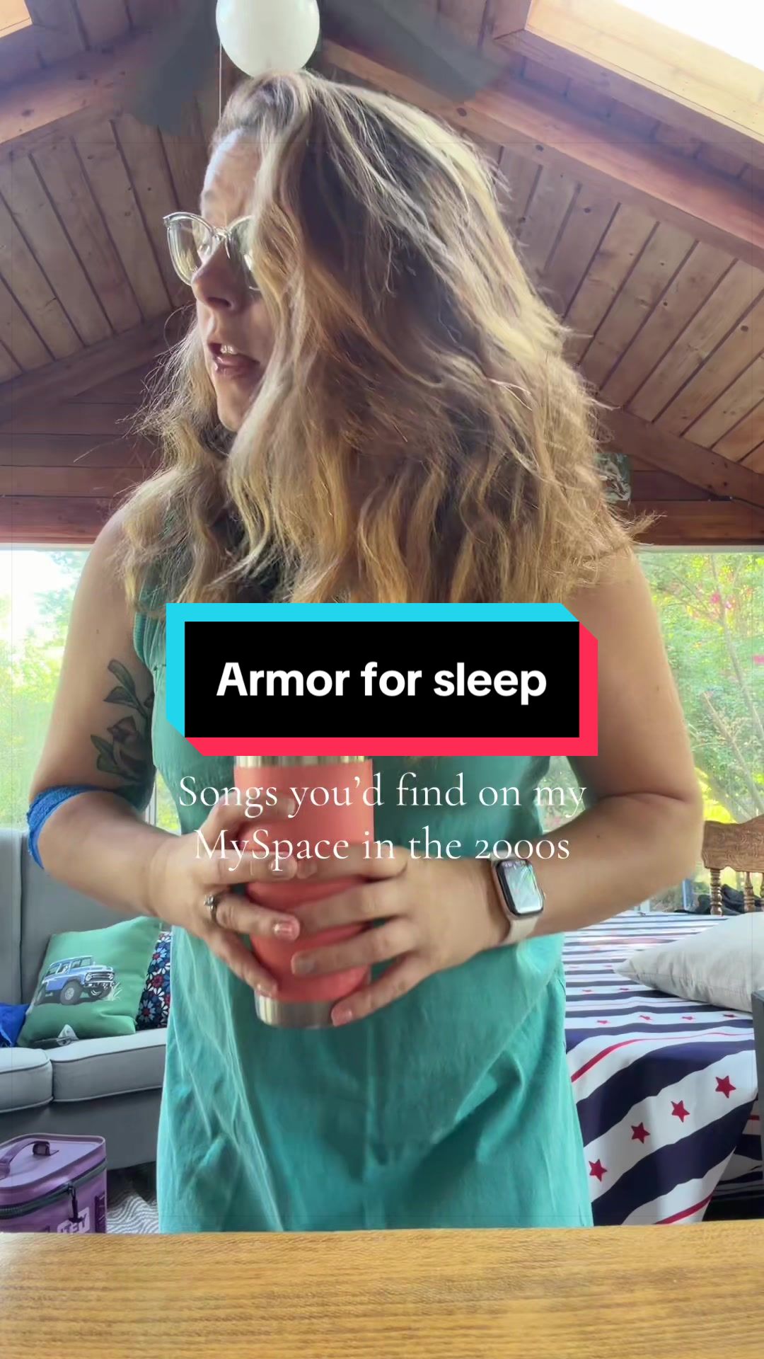 @arielraexx