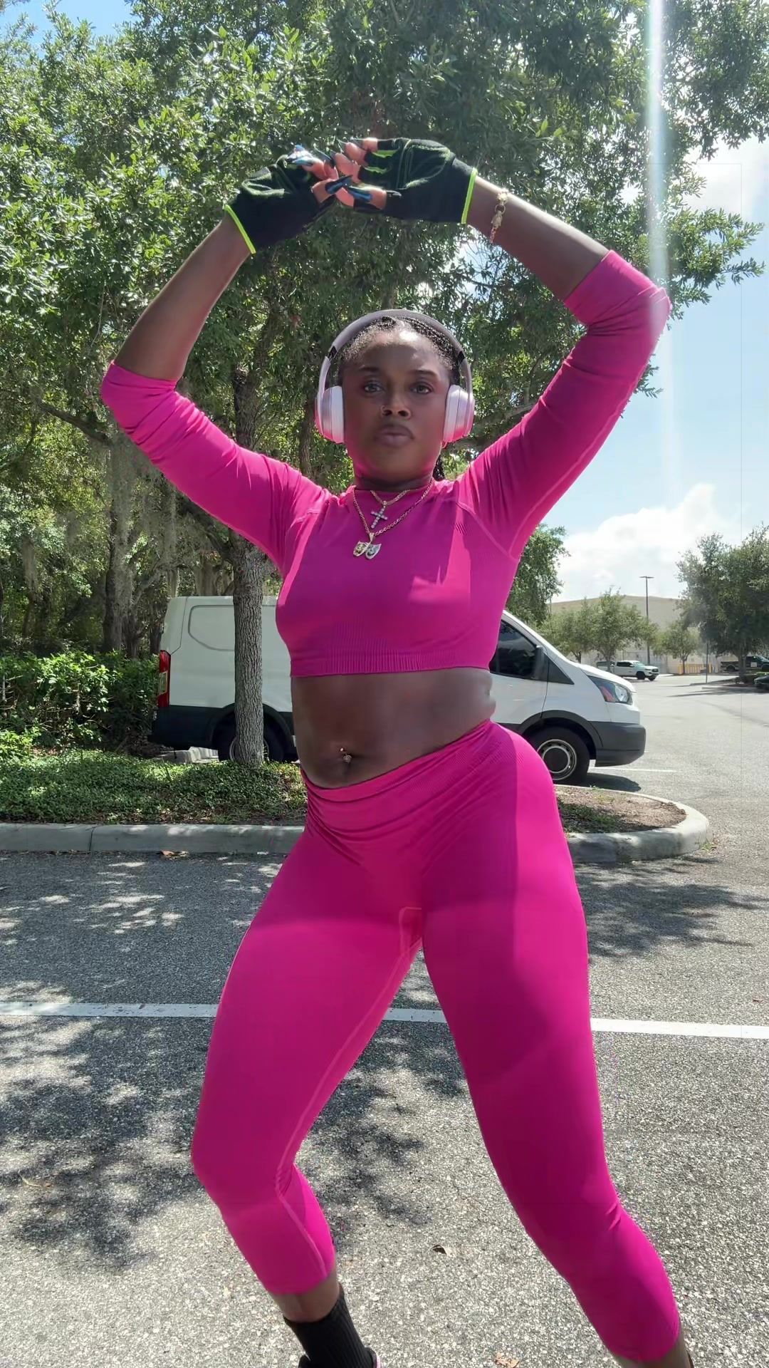 @🎭&trade;️$G🎭mrsmaskedsplashgoddes