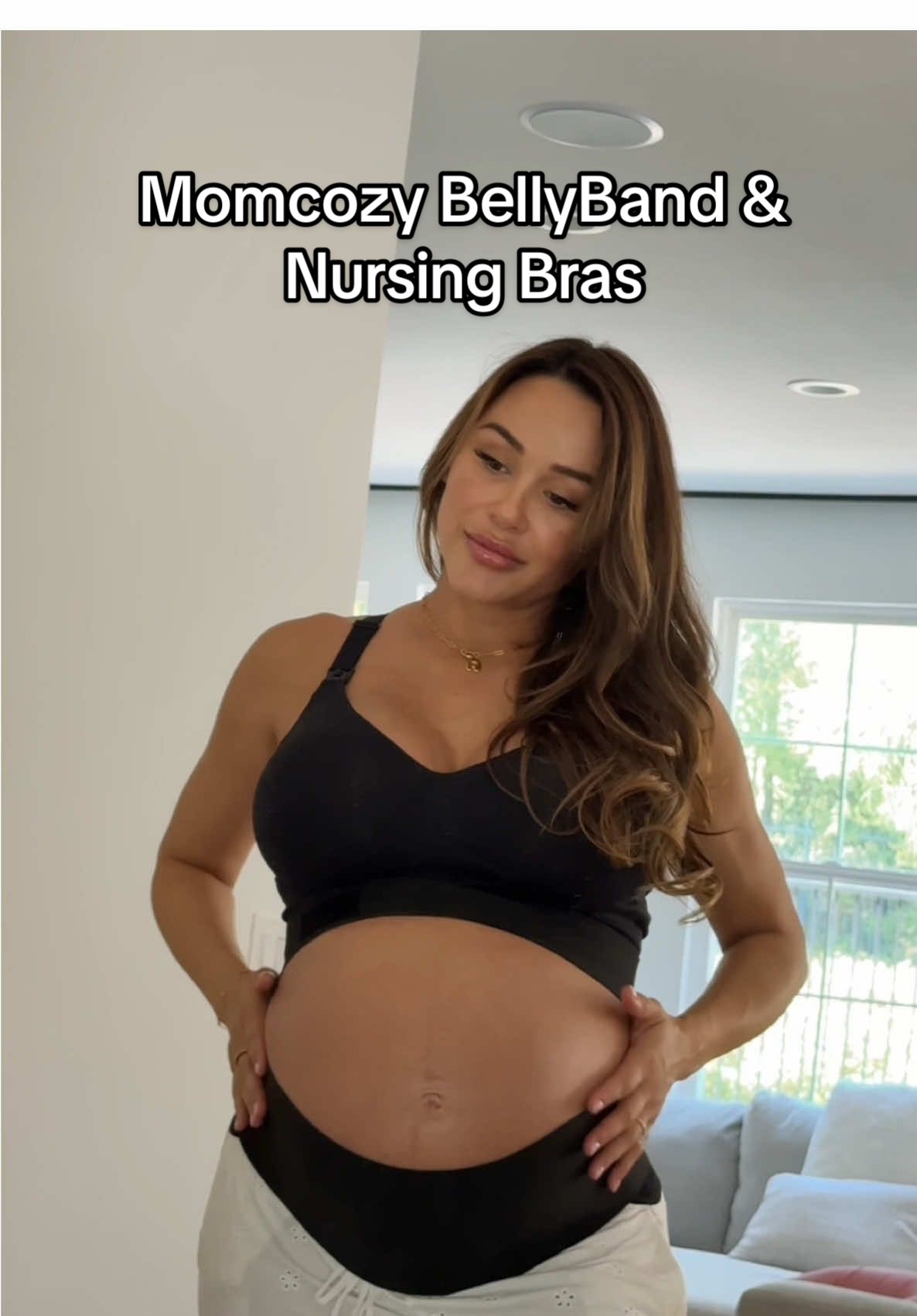 @Ana Cheri