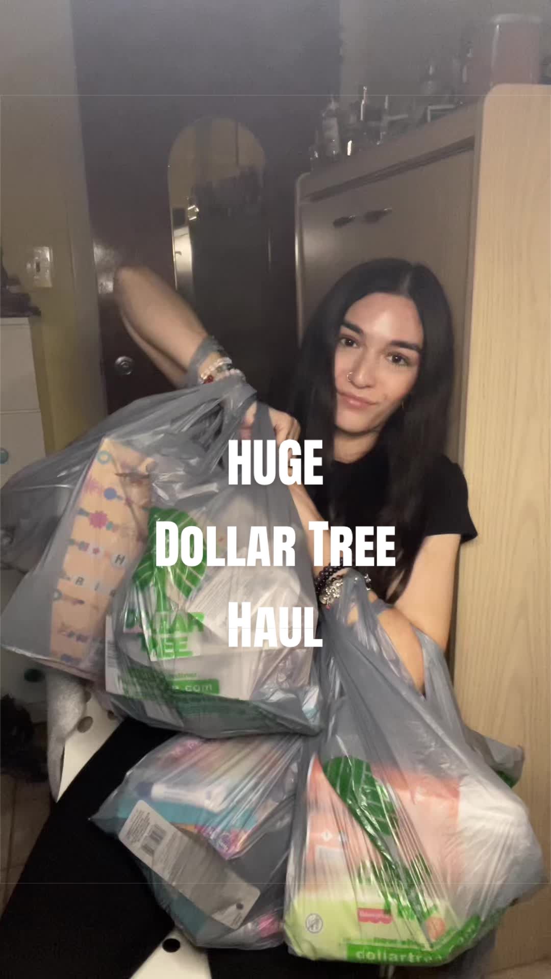 @laurasmodernlife