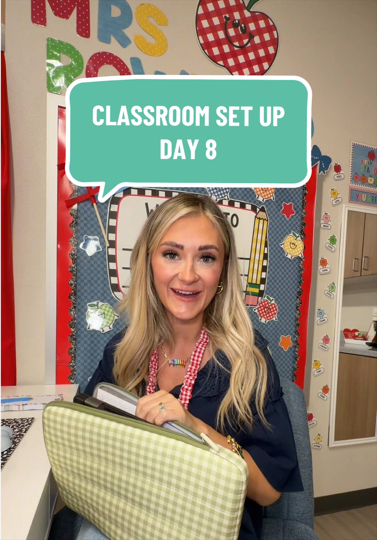 @Hales | boy mom | Teacher