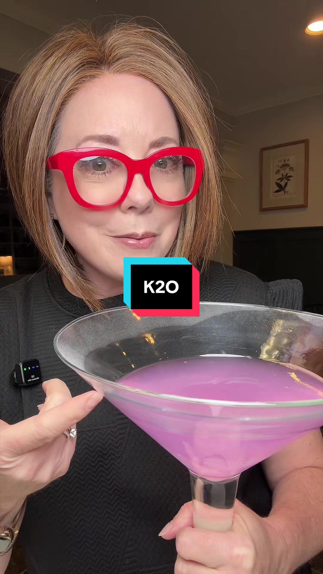 @KellyInTheRedGlasses