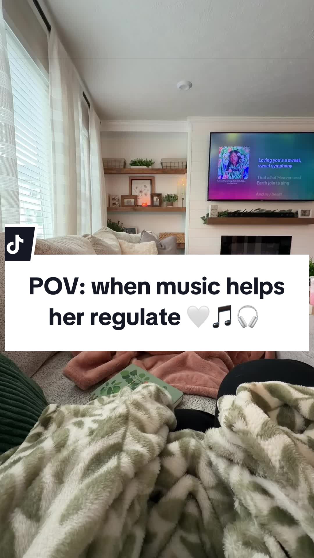 @mollie b. | the relatable mom