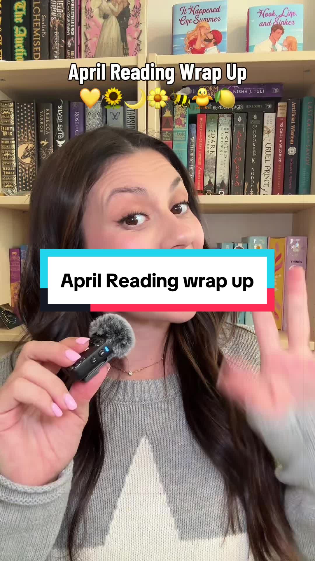 @KristinaLikesBooks 📚🫶✨