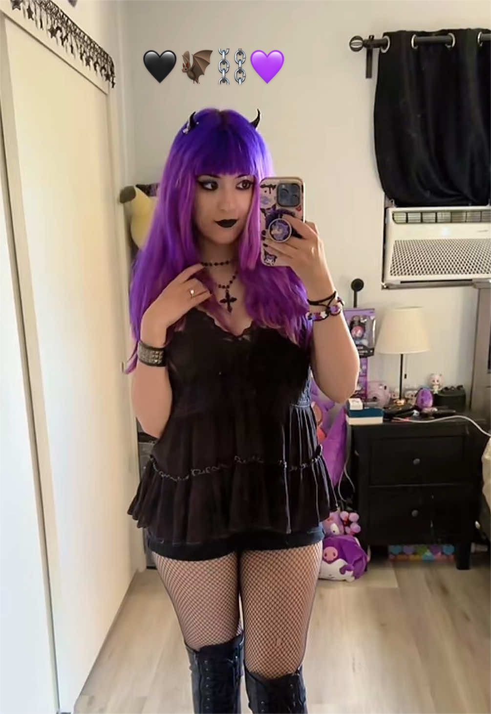 @creepyplum
