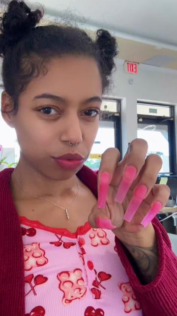 @glowwithkhalia 💫