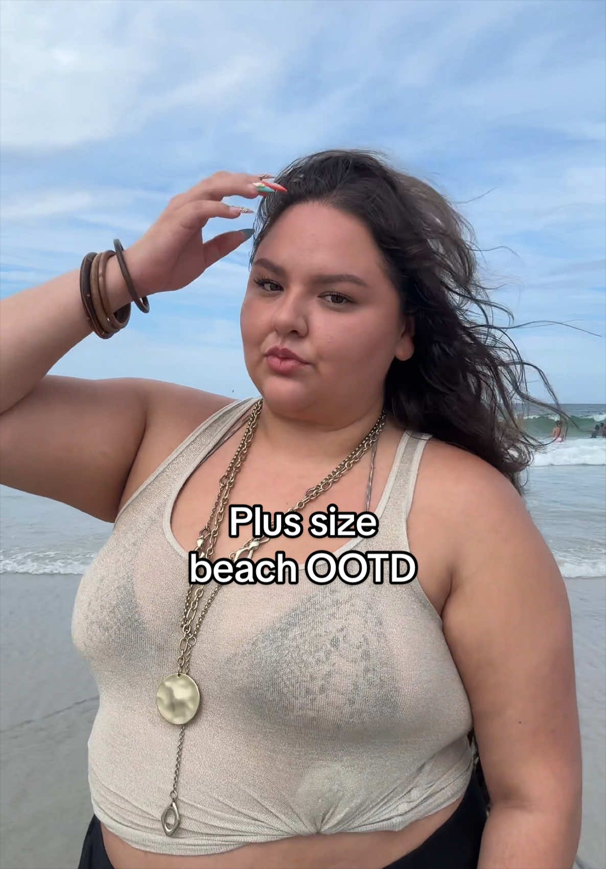 @Serina•The Every Size Stylist