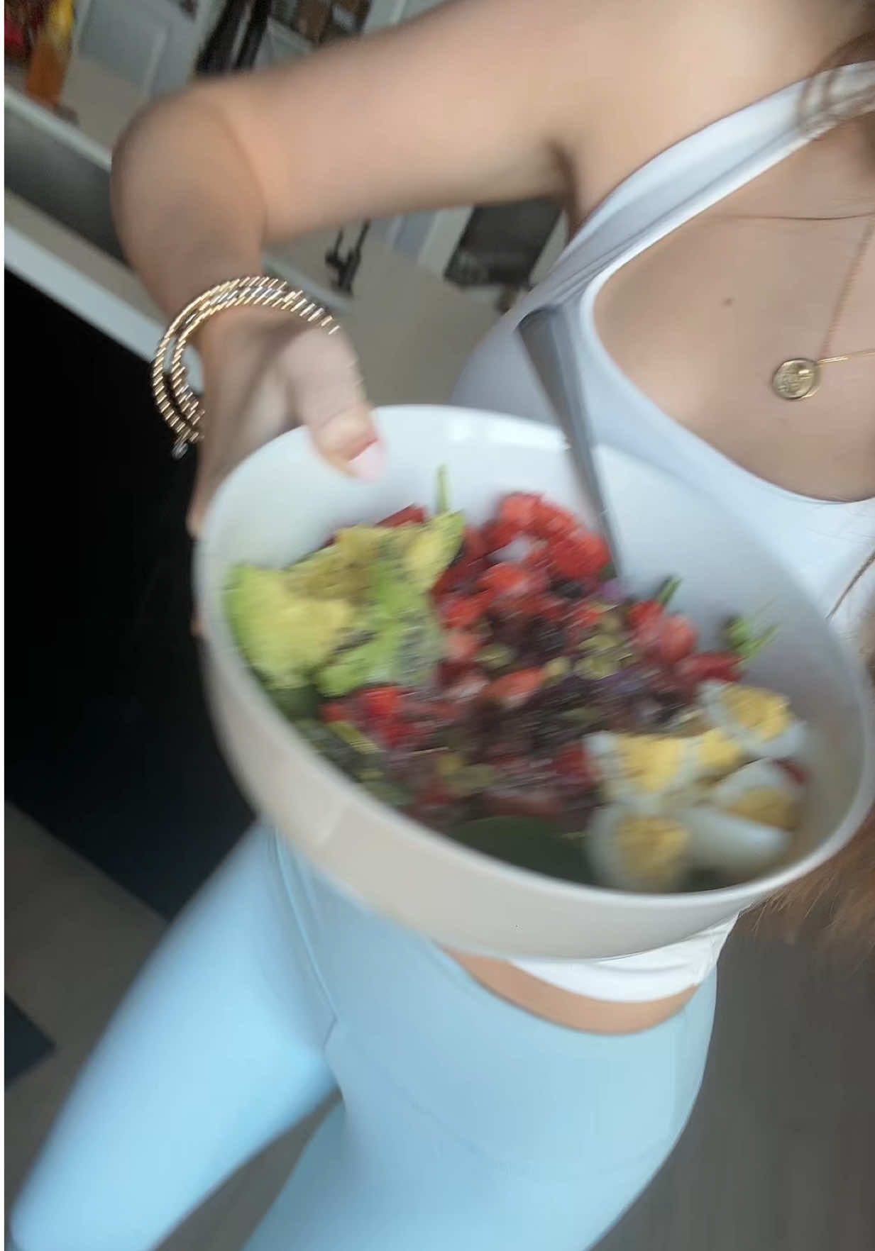 @lía
