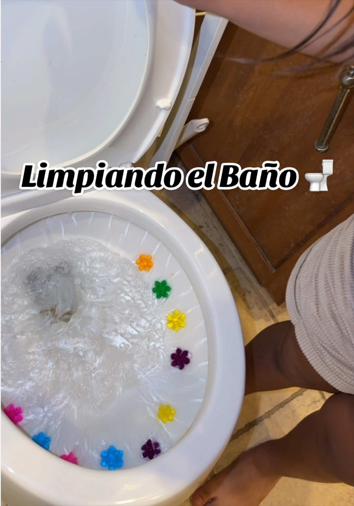 @lupithazzepeda