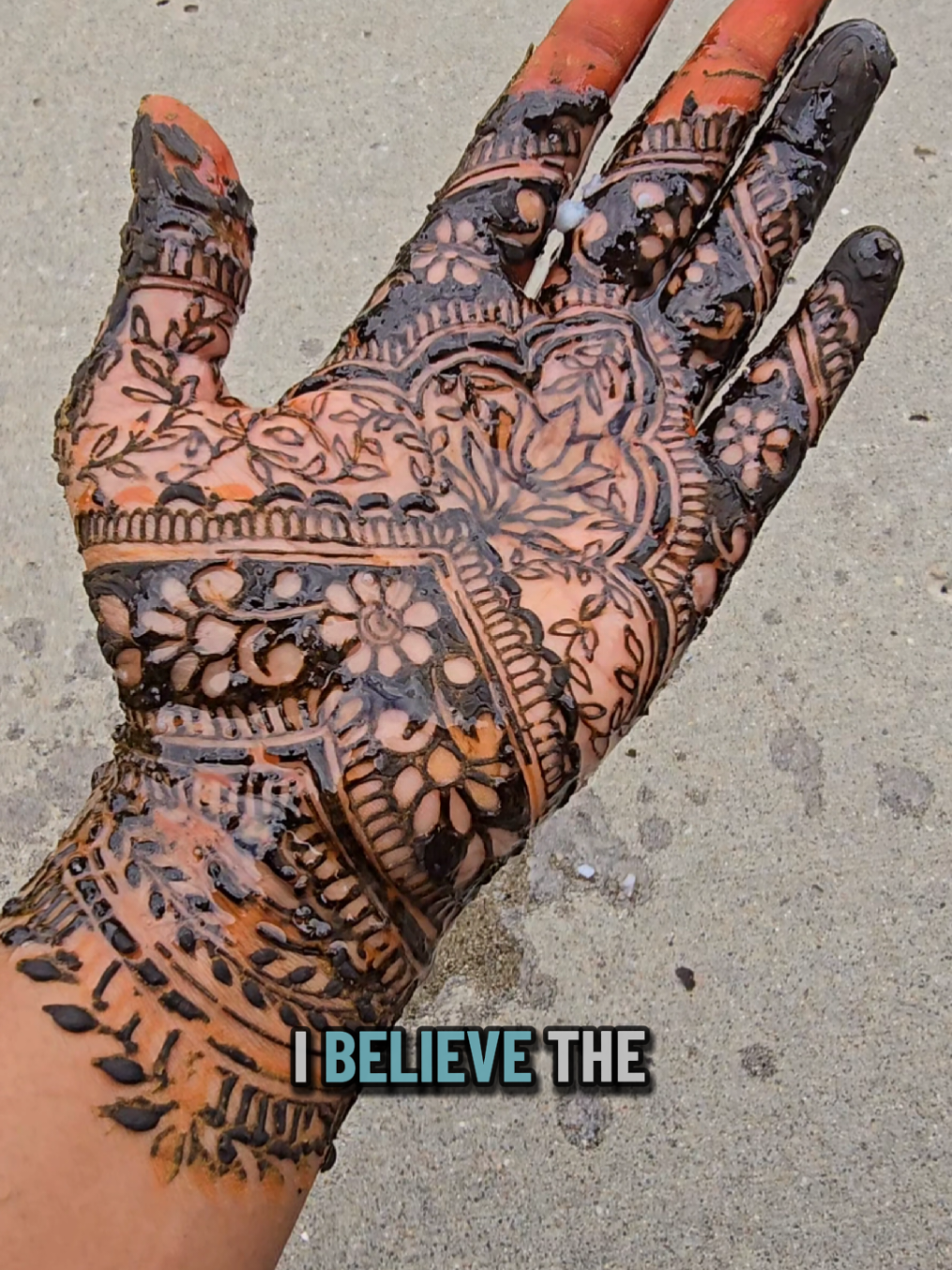@essentialhenna