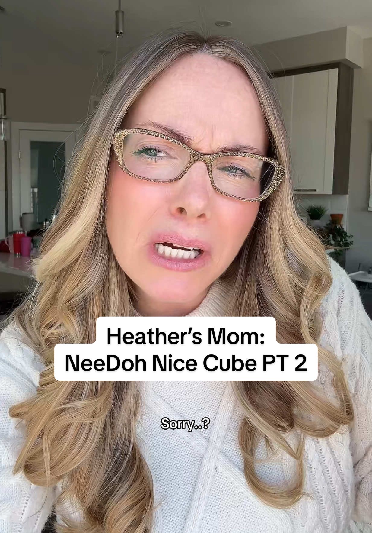 @Lindsey • Mom Life