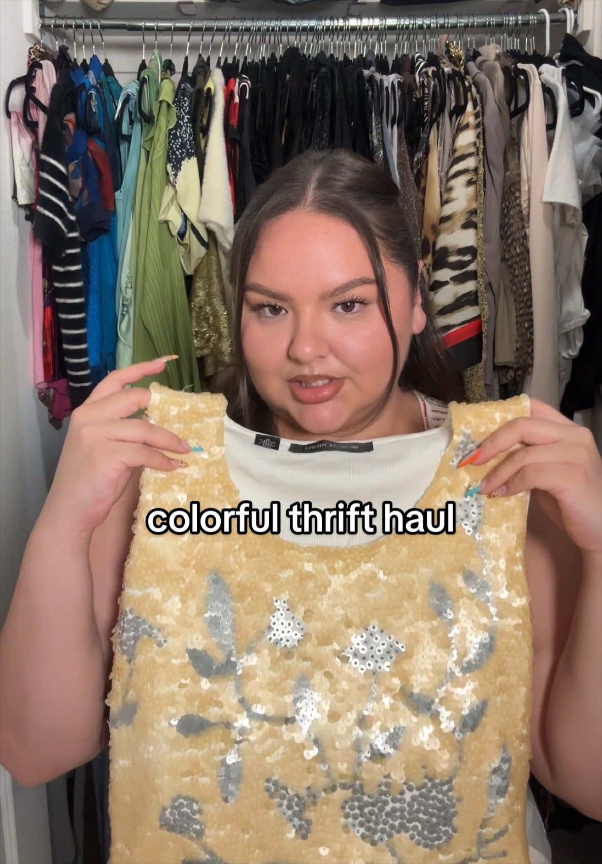 @Serina•The Every Size Stylist
