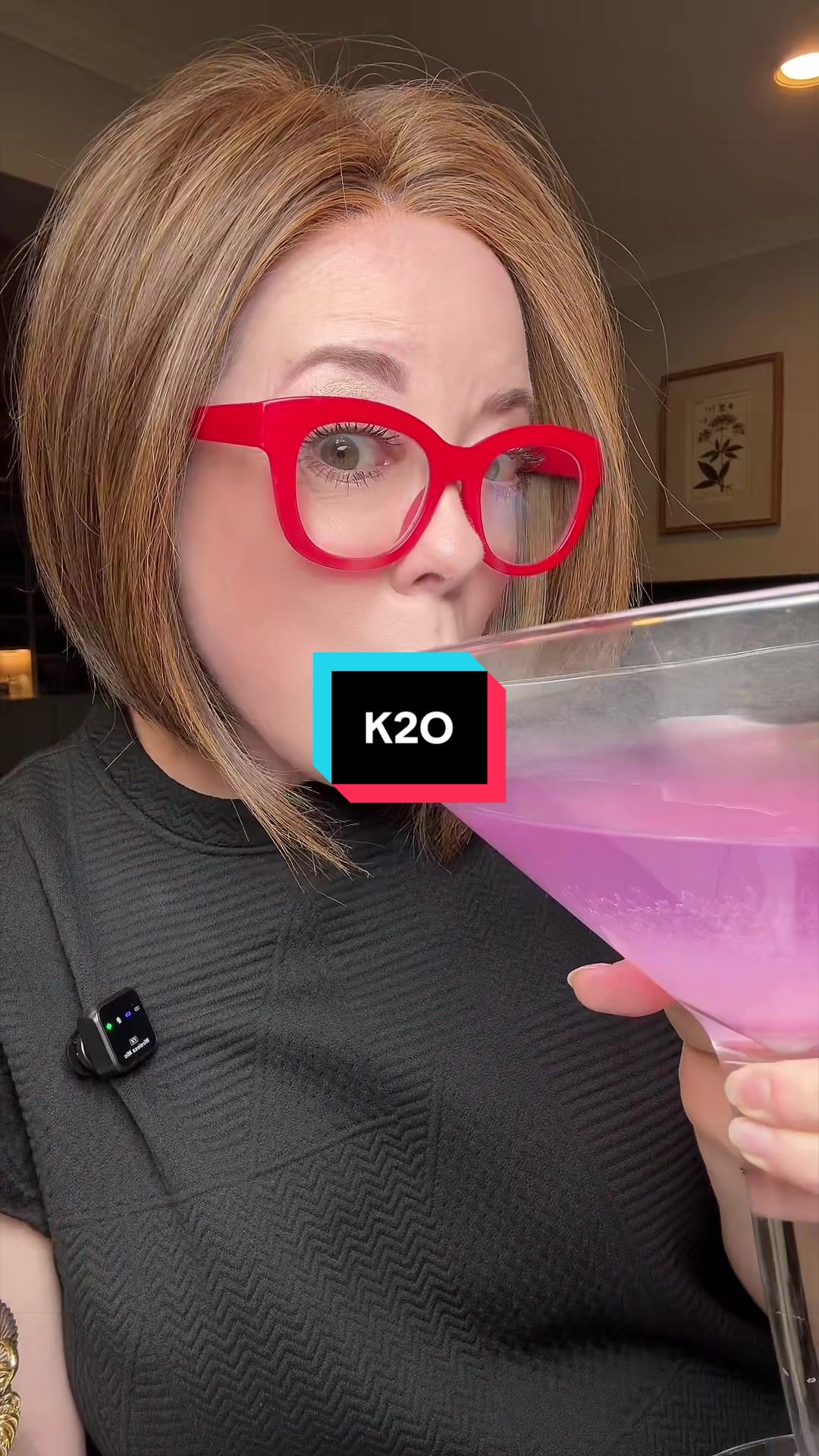 @KellyInTheRedGlasses