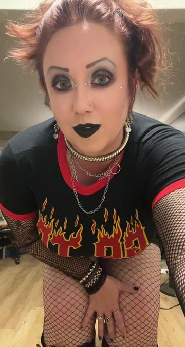 @naercizus