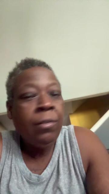 @Tr3yzmom_srl