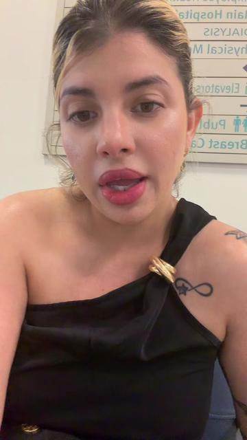 @Viviana
