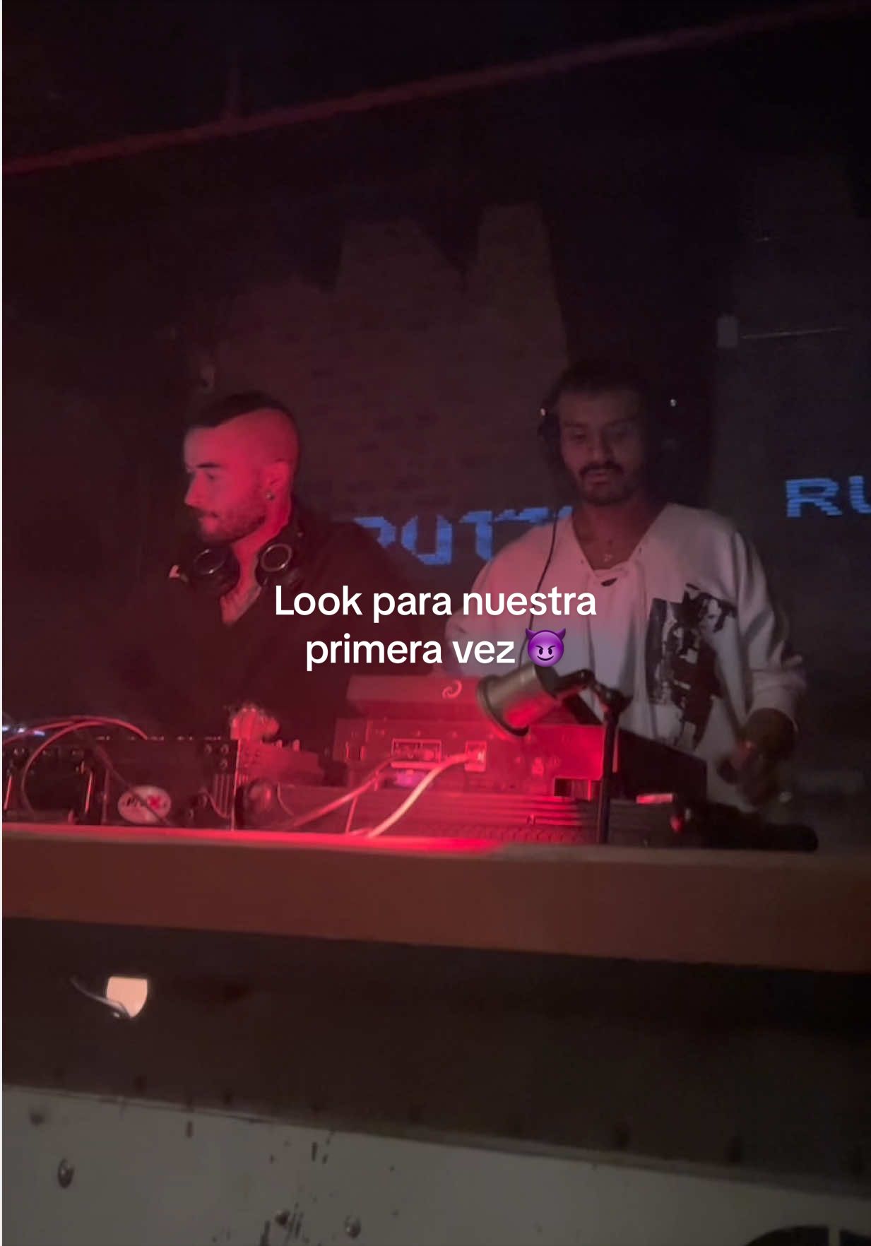 @therulesoftwo