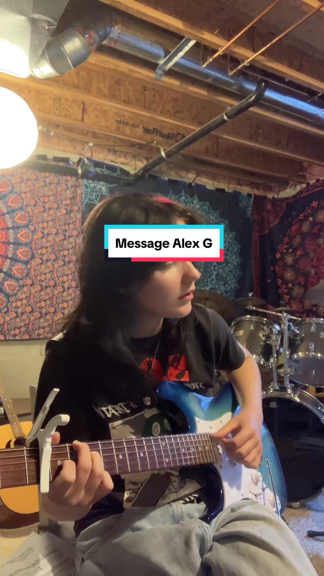 @Julez 🙀 🎸