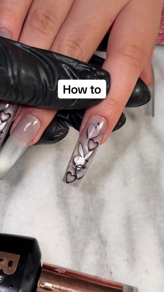 @Riya's Nails