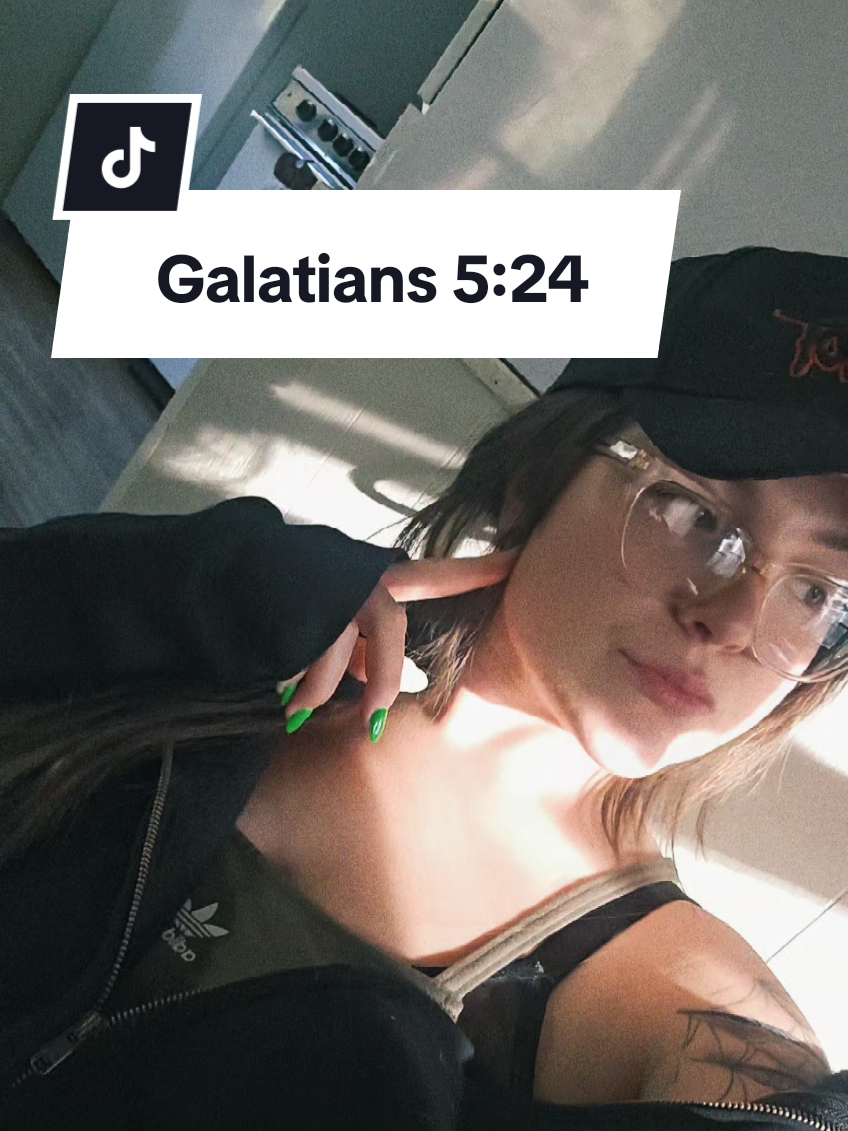 @RevivedRose