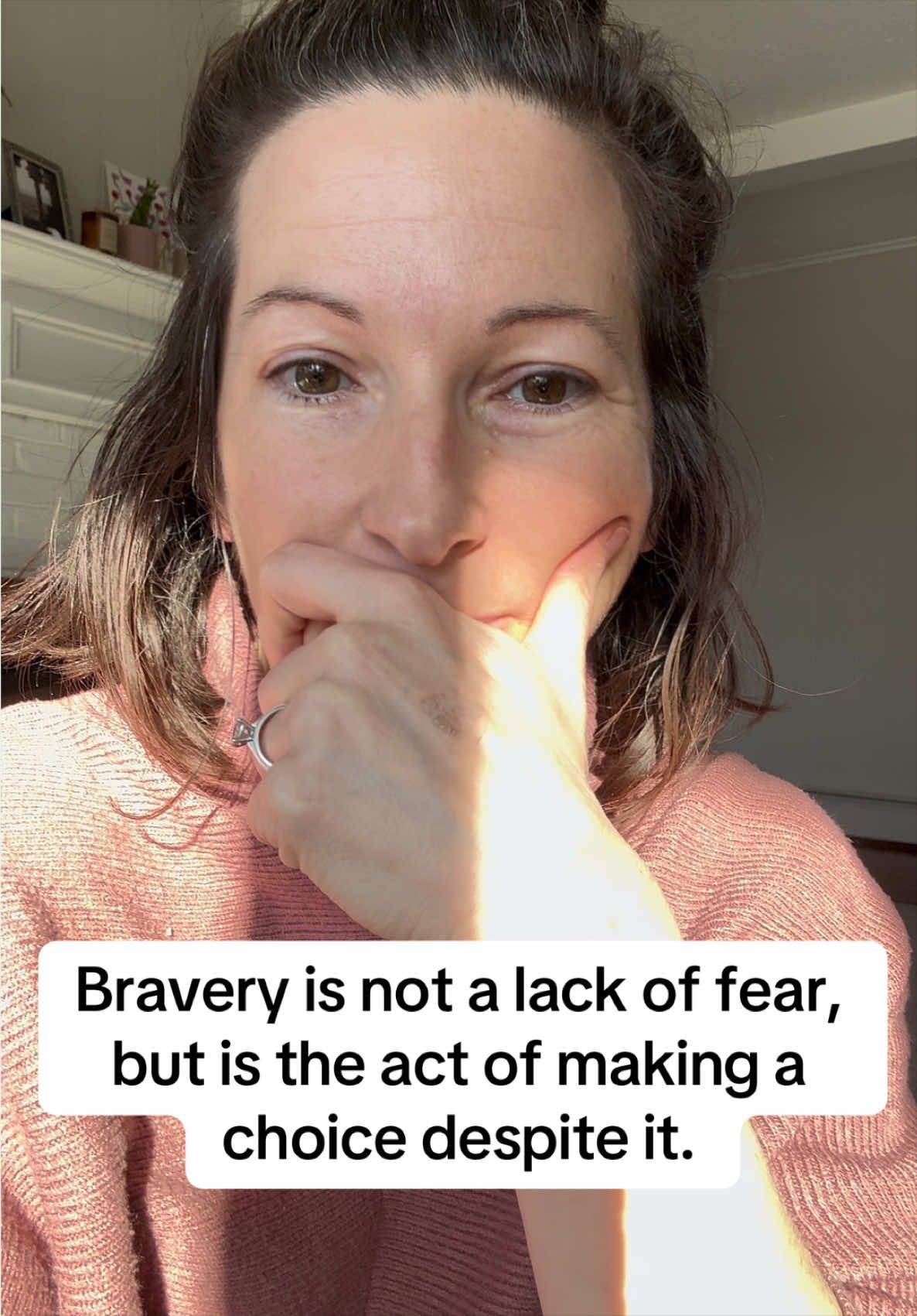 @Noelle Everly || Author