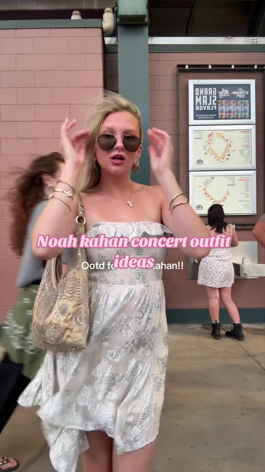 @Sophia