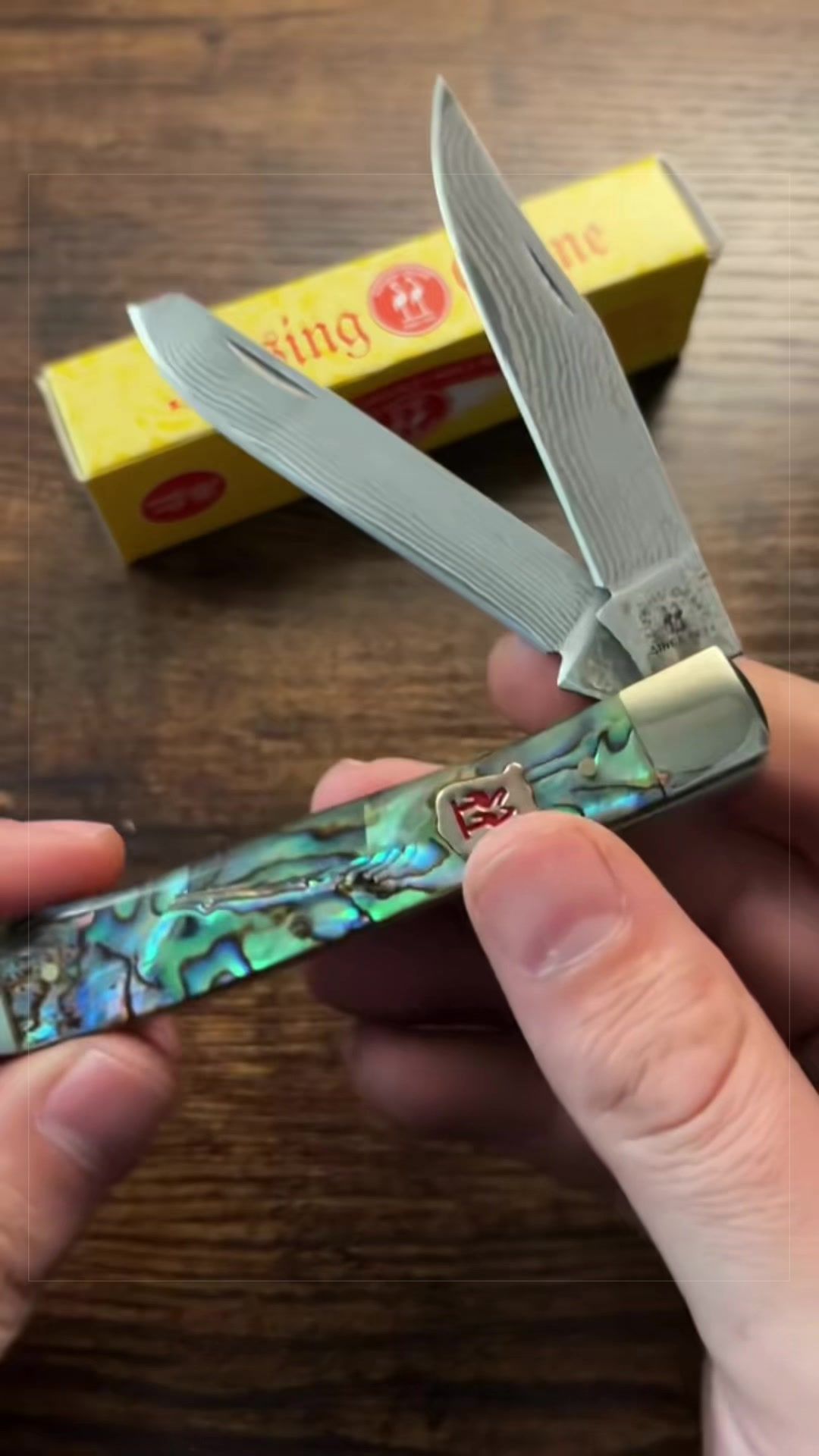 @Vintage_Knife_Guy