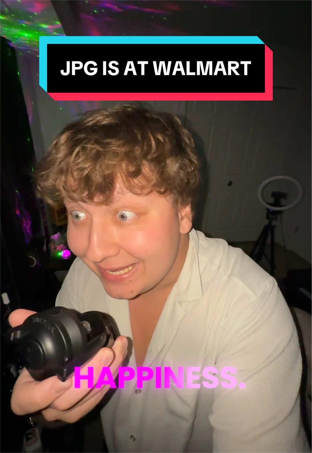 @ComedicScents
