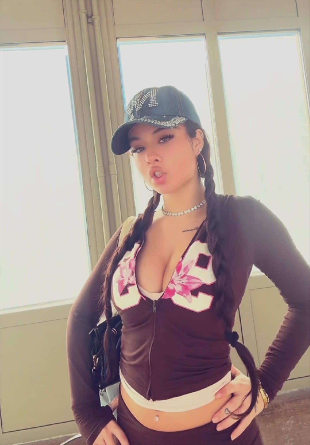 @Puerto Rican princess ๐