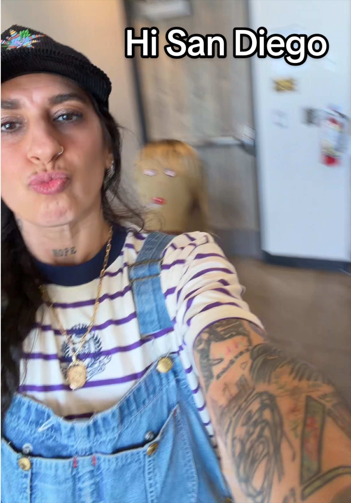 @cat 🌈✨