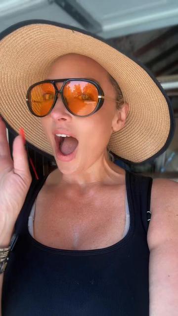 @MissCarly